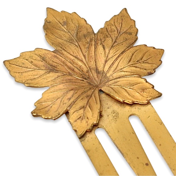 Vintage Leaf Bookmark Gold Brass Tone Metal Page Marker for Book - Picture 2 of 3
